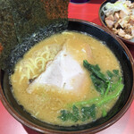 横浜ラーメン 真砂家 - 