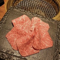 和牛とタン 焼肉 とみ 新橋本店 - 