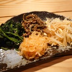 炭の家 - 自家製ナムル盛合せ
