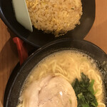 濃厚豚骨ラーメン いちれん家 - 