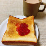 Ｂｒｅａｄ Ｃｒａｆｔ　オオウラ - ミルク食パン