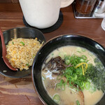 Ramen buu - ぶぅらーめん、ミニチャーハン