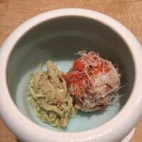 紀尾井町 三谷 - 加納ガニの味噌和え
                    セイコ蟹のたまご和え