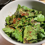 肉小屋 - 生春菊のサラダ