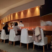 伊豆の旬 やんも 南青山店 - 店内