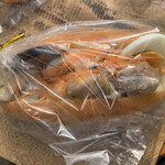パヴェナチュール - バジルチキンとゆで玉子のサンドイッチ（324円税込）