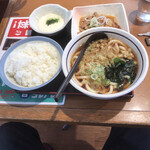 山田うどん食堂 - 