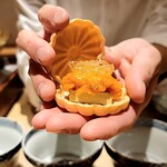 銀座 しのはら - フォアグラ最中（あんぽ柿）