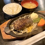 牛庵 - 限定12食の『牛庵の黒毛和牛ハンバーグステーキ』