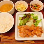 パルファン - 豚肉のみそしょうが焼き