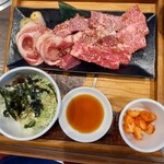 炭火焼肉 久 - 上久ランチ