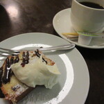 小さな街の食堂 cafe MISTY - セットのデザートとドリンク