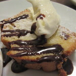 小さな街の食堂 cafe MISTY - レーズンのパウンドケーキ