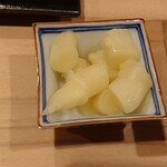 鮨 むらやま - ガリ