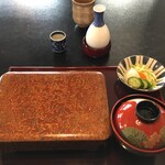 信川円 - 天然木に漆塗りの重箱