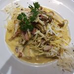 AQUA Table - ポルチーニ茸とパンチェッタのカルボナーラ(B-LUNCH+100円)