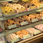 Mister Donut - 内観