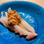 温石 - 火を少し強く通して甘みをより強く引きだして。濃い海老味噌に負けない旨み。