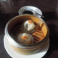 盤古殿 秋葉原UDX店 - 蟹味噌小籠包580円