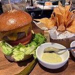 ボイルズ - Jun's burger