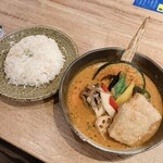 Rojiura Curry SAMURAI． - 揚げ出し豆腐とキノコ　¥1200