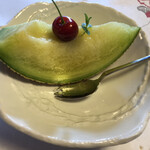 あつた蓬莱軒 - メロン