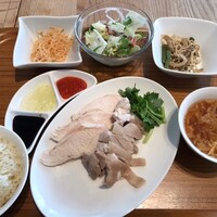 シンガポール・シーフード・リパブリック 大丸梅田 - 海南チキンライス