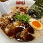 風風ラーメン - バリコクとんこつラーメン880円