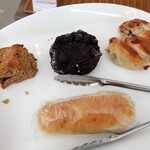 下田流 - 購入したパン。