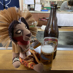 峰 - アル中シンバは瓶ビール中瓶500円。