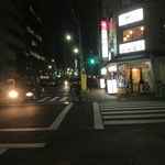 食卓 - 意外とこのあたりは明かりが少ない