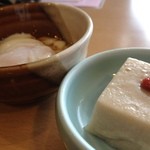 16425286 - ごま豆腐と温泉卵
