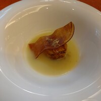 スプレンディード - 焼き芋のスープ仕立てフォアグラのスフォルマートビンコット