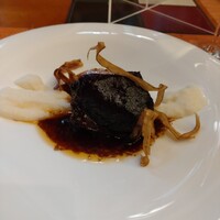 スプレンディード - 和牛頬肉のバローロワイン煮込みクリーミーポレンタ