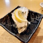 北海道まるごとダイニング うまいっしょ - 厚岸産生牡蠣 230円