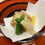 旅亭半水廬 - 揚物：河豚唐揚げ 獅子唐辛子