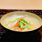 富小路 やま岸 - ☆猪の沢煮椀