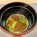 御料理 ひさまつ - 赤出汁