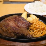 Suteki Miya - てっぱんステーキ(180g)、ライス