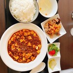 四川麻婆専家 辣辣 - 