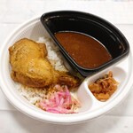 すき家 - 料理写真:ほろほろチキンカレーミニ(580円)