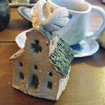 ROLL - １作品テーブルに置いてみた