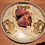 センティウ - 星鰹　高隈原木椎茸セージバター炒め　ひじき　玉蜀黍の新芽