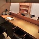 センティウ - 店内カウンター席