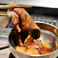 焼肉&手打ち冷麺 二郎 KANAYAMA - 宮崎県Ａ５和牛のサーロイン焼きすき 満月卵