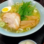 金丸本店 - 鶏塩スープが・・・間違いないねぇ❗️これは‼️