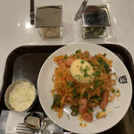 カレーの店ボンベイ - ナポリタン、コールスローサラダ