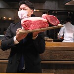 アカ - 本日のお肉、お披露目でーす(^^♪