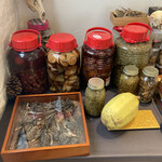 プレゼンテ スギ - 店主さんのお手製の物がズラリ