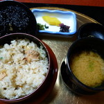 大喜庵 - ２０１２，１２　鮭の炊き込みご飯　アオサの赤だし
